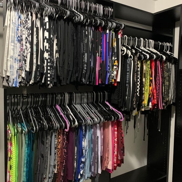 🐾🖤 Meet Your Seller 🖤🐾 - Picture 16 of 16